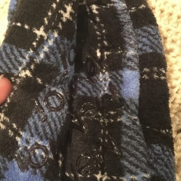 Set of 2 Memoi Slippers Sz 6-7.5 - Picture 4 of 4